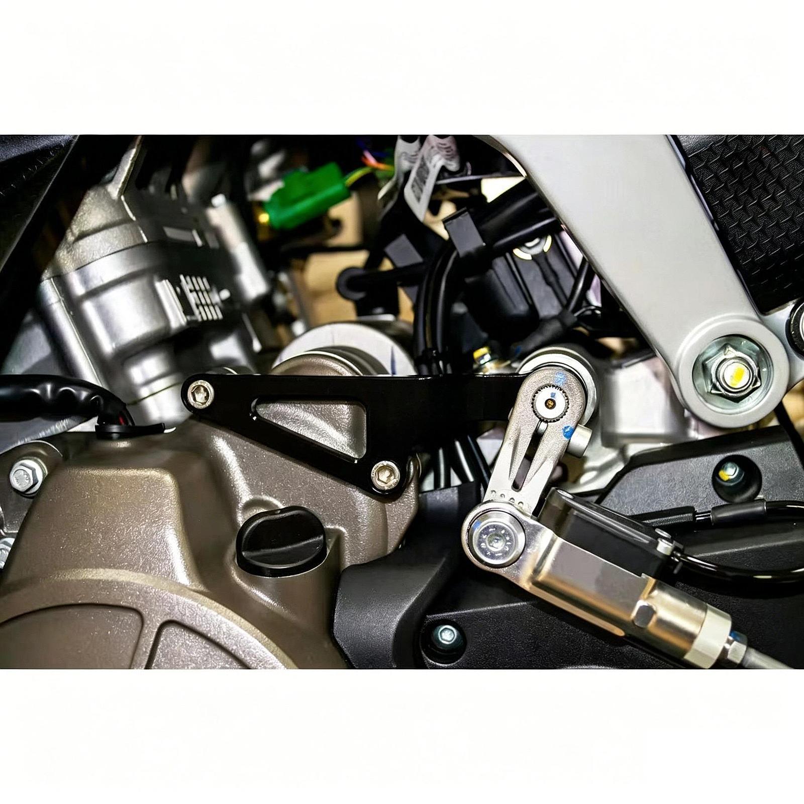 現代的なアルミニウム合金ギアシフトスタビライザーブラケット安 - Motorcycle Gear Holder のレビューと価格